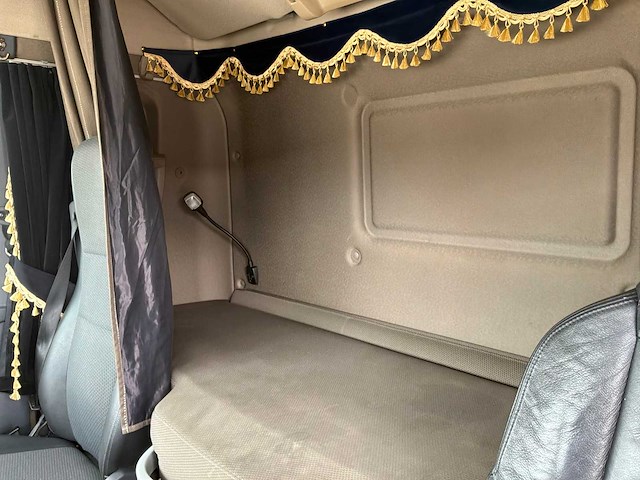 2016 scania r520 vrachtwagen, opleggertrekker - afbeelding 10 van  30