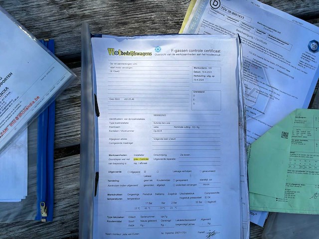 2016 schmitz cargobull scb*s3b 3-assige koeloplegger met laadklep - afbeelding 17 van  20
