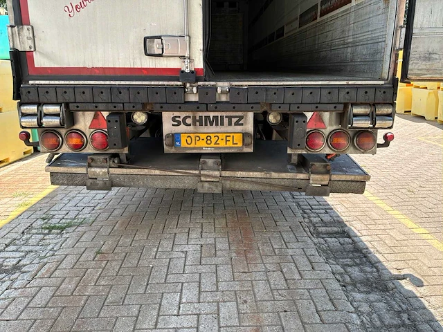 2016 schmitz cargobull scb*s3b 3-assige koeloplegger met laadklep - afbeelding 19 van  20