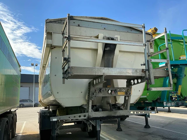2016 schmitz cargobull sgf s3 aluminium kipperoplegger 24 m³ liftas fliptop - afbeelding 23 van  27