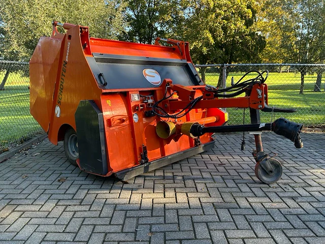 2016 schouten phoenix px1802 blad / groen veegmachine - afbeelding 1 van  16