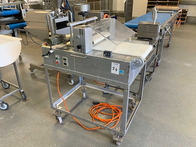 2016 sinmag hs-3s horizontale snijmachine - afbeelding 1 van  5
