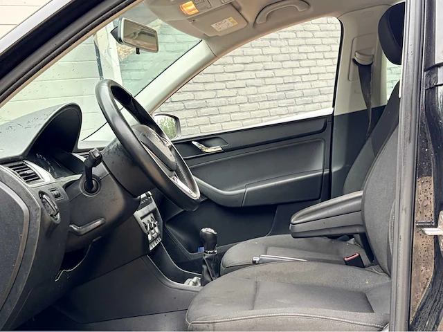 2016 skoda rapid spaceback 1.2 tsi grt ambition personenauto - afbeelding 8 van  10