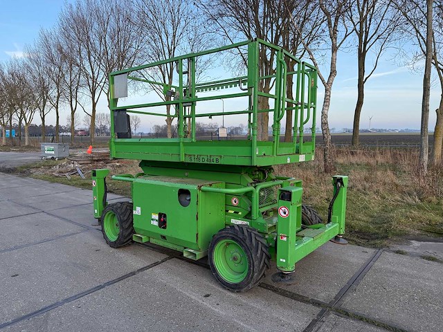 2016 skyjack sj 6832 rt schaarhoogwerker - afbeelding 1 van  11