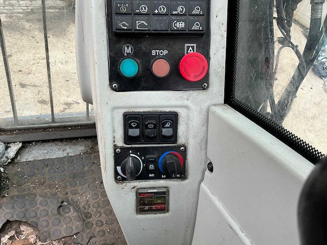 2016 solmec exp5015ww elektrische overslag bandenkraan met sorteergrijper - afbeelding 9 van  30