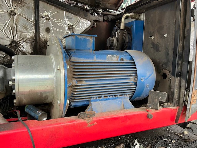 2016 solmec exp5015ww elektrische overslag bandenkraan met sorteergrijper - afbeelding 15 van  30