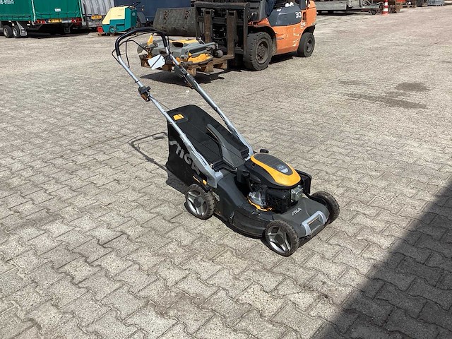 2016 stiga st 200 grasmaaier - afbeelding 2 van  5