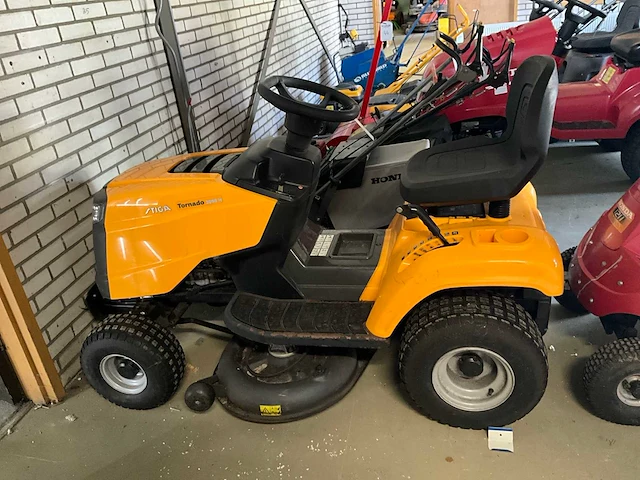 2016 stiga tornado 3098h zitmaaier - afbeelding 3 van  10