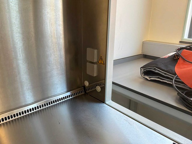 2016 thermo scientific safe 2020 1.8 microbiologische veiligheidskast en12469 - afbeelding 5 van  6