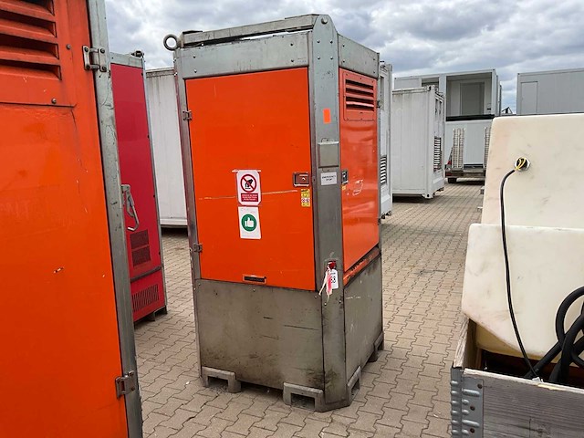 2016 tower light b-boels-box stationaire lichtmast led - afbeelding 1 van  22