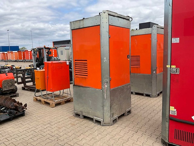 2016 tower light b-boels-box stationaire lichtmast led - afbeelding 16 van  22