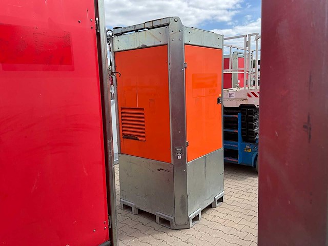 2016 tower light b-boels-box stationaire lichtmast led - afbeelding 17 van  22