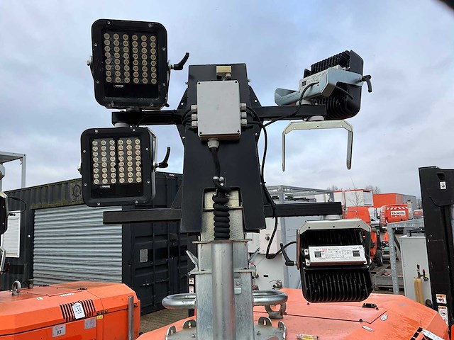 2016 tower light vb-9 lichtmast aggregaat aanhangwagen - afbeelding 5 van  24