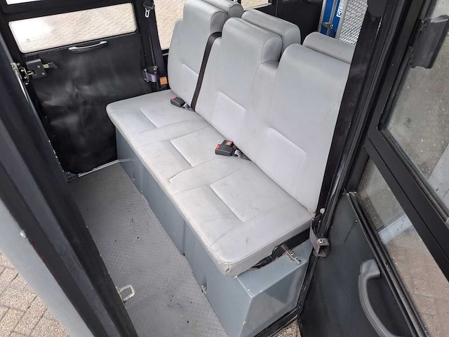 2016 towrite 10 seat disabled vehicle touringcar - afbeelding 17 van  17