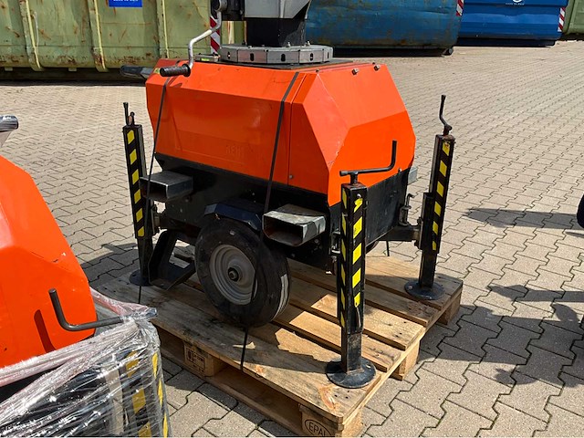 2016 trime x-chain stationaire lichtmast - afbeelding 3 van  16