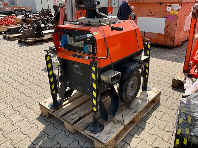 2016 trime x-chain stationaire lichtmast - afbeelding 15 van  16