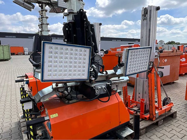 2016 trime x-chain stationaire lichtmast - afbeelding 14 van  17