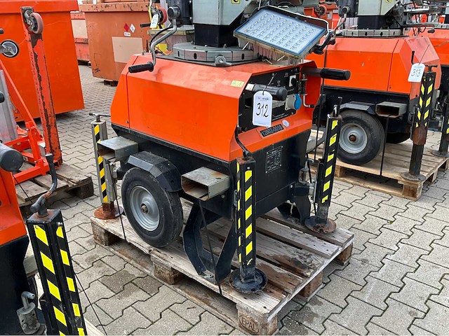 2016 trime x-chain stationaire lichtmast - afbeelding 2 van  17