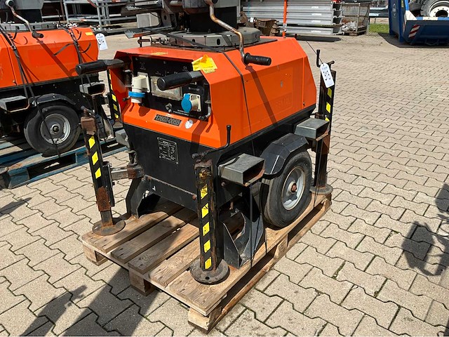2016 trime x-chain stationaire lichtmast - afbeelding 15 van  16