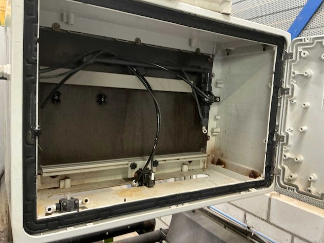 2016 trivec trv400spr2 lakspuitmachine - afbeelding 14 van  17