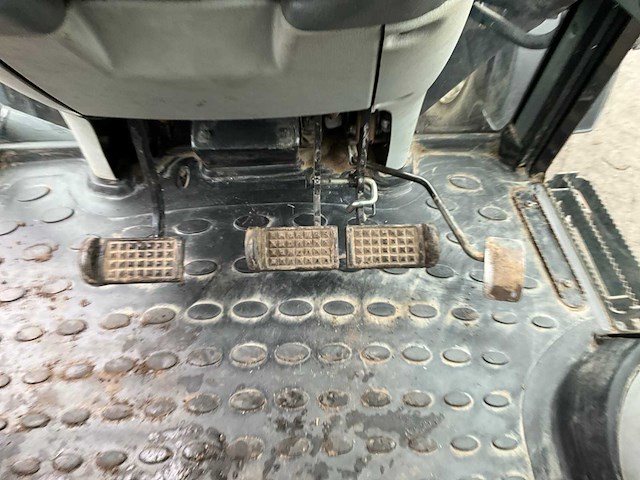 2016 valtra a93 h vierwielaangedreven landbouwtractor - afbeelding 3 van  26