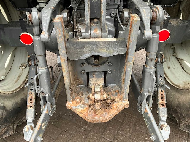 2016 valtra a93 h vierwielaangedreven landbouwtractor - afbeelding 8 van  26