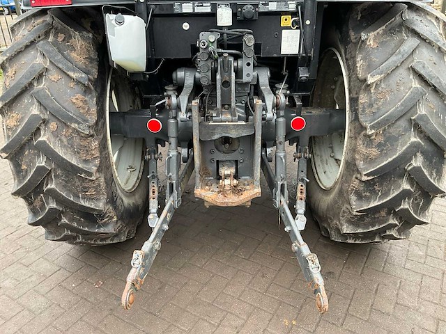 2016 valtra a93 h vierwielaangedreven landbouwtractor - afbeelding 23 van  26