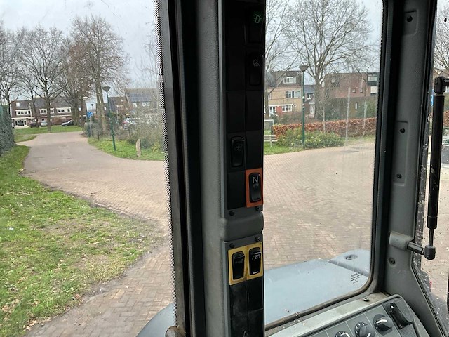 2016 valtra a93 h vierwielaangedreven landbouwtractor - afbeelding 6 van  26