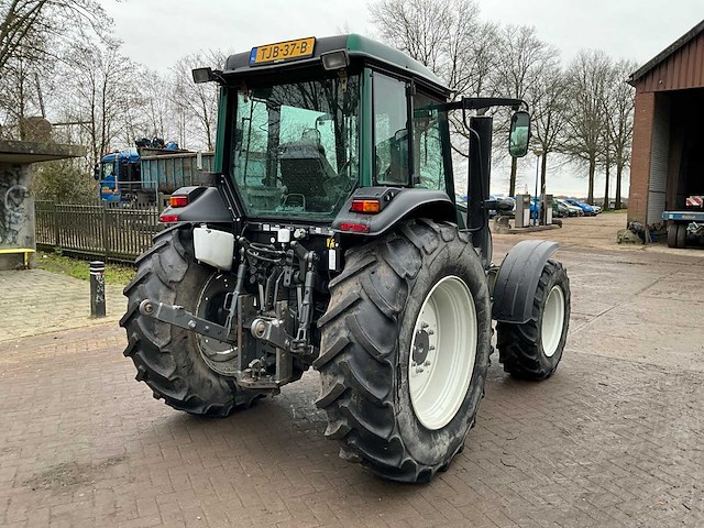 2016 valtra a93 h vierwielaangedreven landbouwtractor - afbeelding 21 van  26