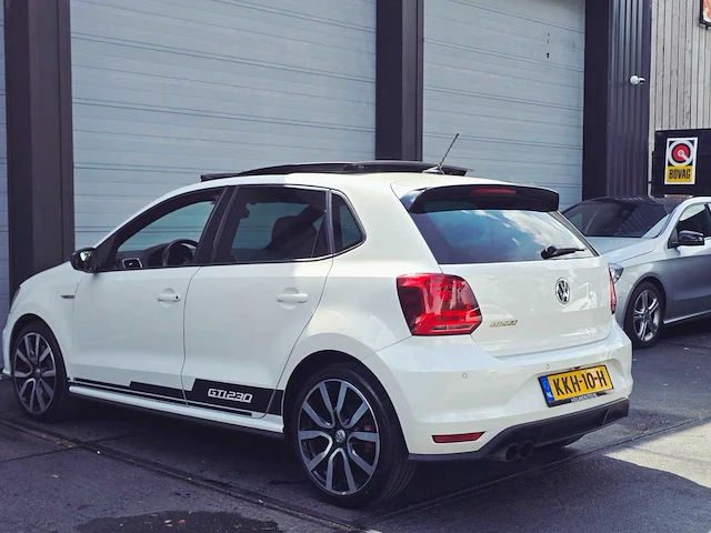 2016 volkswagen polo 1.8 tsi gti automaat personenauto - afbeelding 16 van  18