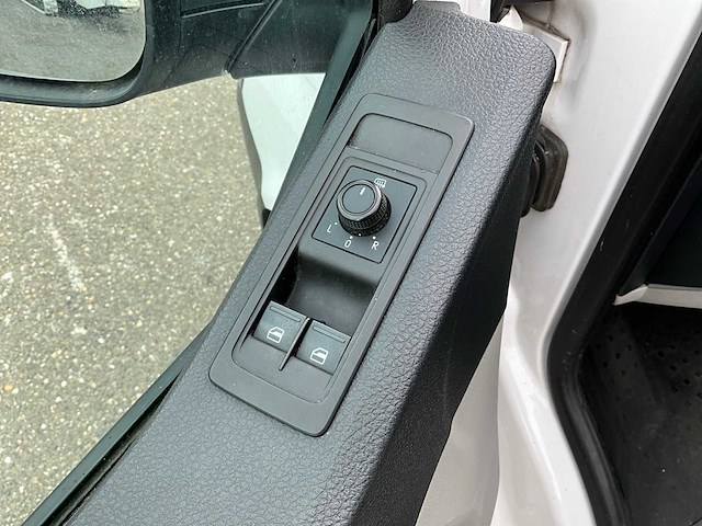 2016 volkswagen transporter kombi 2.0tdi personenbus - afbeelding 14 van  39