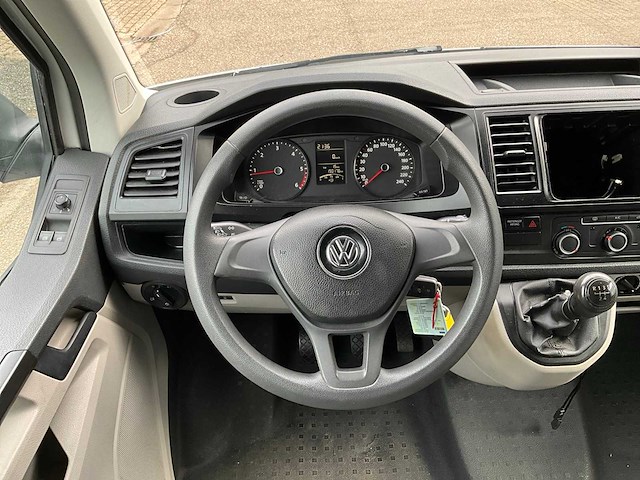 2016 volkswagen transporter kombi 2.0tdi personenbus - afbeelding 16 van  39