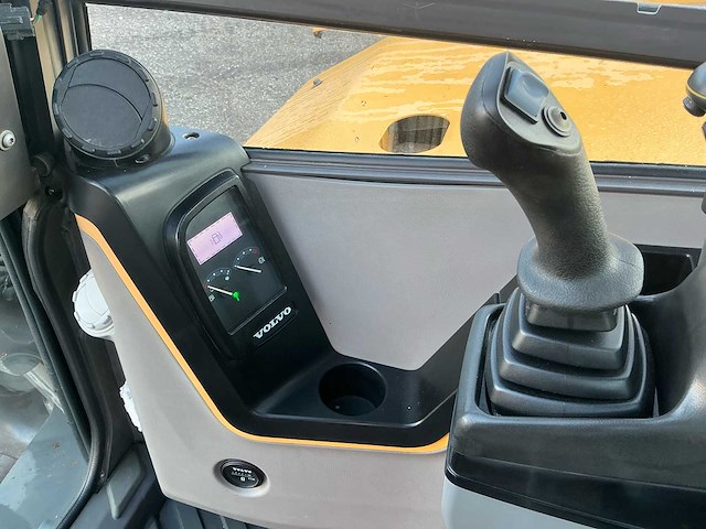 2016 volvo ecr88d midigraafmachine - afbeelding 17 van  27