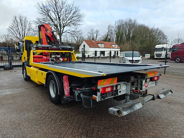 2016 volvo fe320 oprijwagen met autolaadkraan - afbeelding 23 van  43
