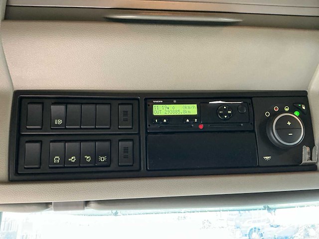 2016 volvo fmx500 vrachtwagen - afbeelding 9 van  40