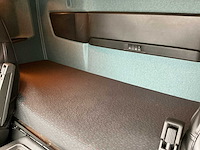 2016 volvo fmx500 vrachtwagen - afbeelding 13 van  40