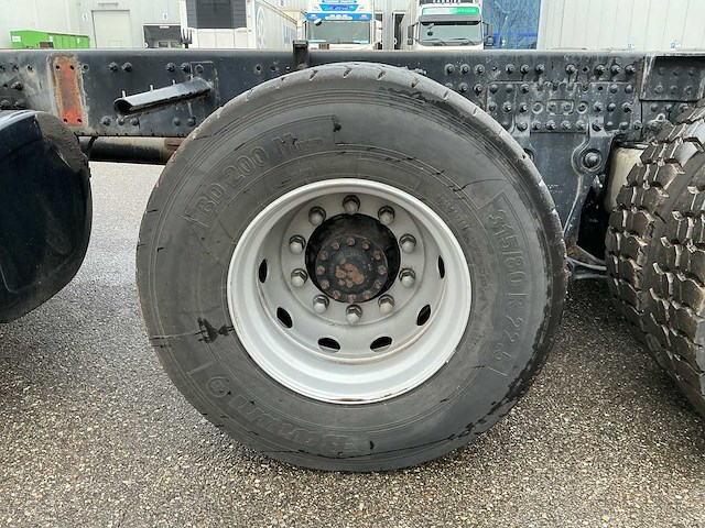2016 volvo fmx500 vrachtwagen - afbeelding 21 van  40