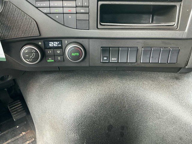 2016 volvo fmx500 vrachtwagen - afbeelding 14 van  40