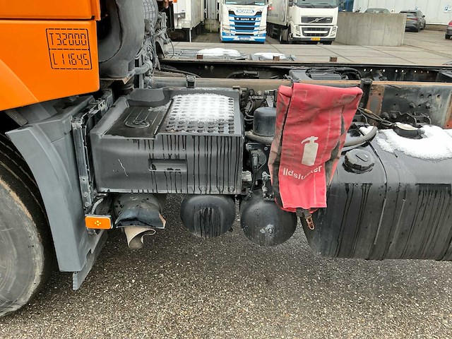 2016 volvo fmx500 vrachtwagen - afbeelding 18 van  40