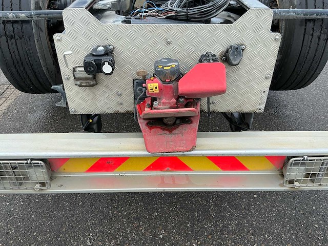 2016 volvo fmx500 vrachtwagen - afbeelding 23 van  40