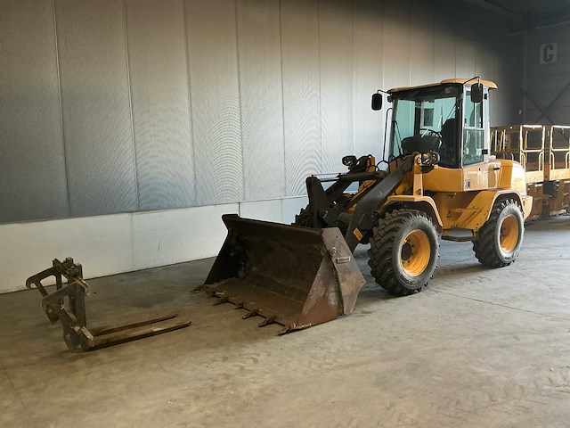 2016 volvo l30g shovel - afbeelding 3 van  31