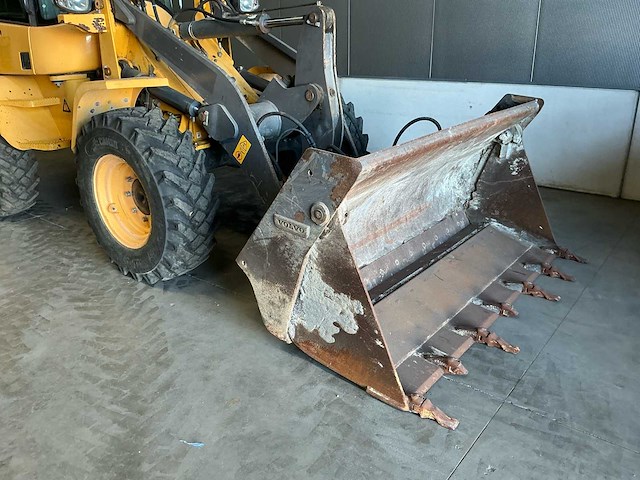 2016 volvo l30g shovel - afbeelding 9 van  31