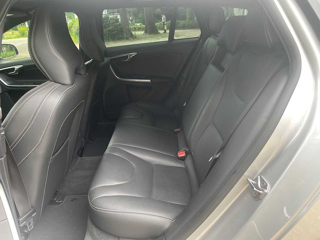 2016 volvo v60 2.0 d4 automaat ocean race personenauto - afbeelding 2 van  16
