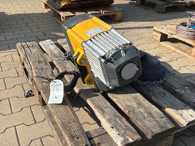 2016 yale cpvf 10-4/1 elektrische kettingtakel - afbeelding 4 van  7