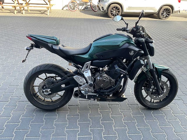 2016 yamah - mt 07 - motorcycle - afbeelding 2 van  16