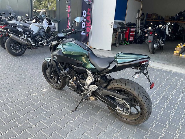 2016 yamah - mt 07 - motorcycle - afbeelding 10 van  16
