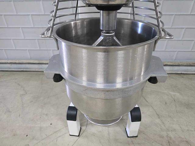 2017 - bear varimixer - ar40/vl1 - planeetmenger - afbeelding 2 van  10