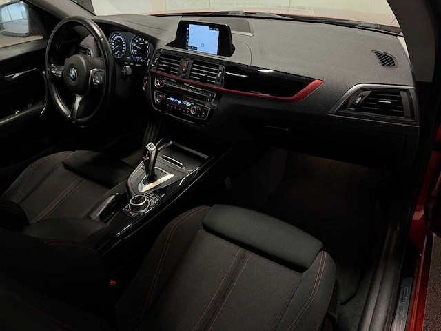 2017 - bmw - 1-serie - 118i executive - car - afbeelding 9 van  23