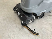 2017 - karcher - b 80 w bp dose fleet - schrob-/zuigmachine - afbeelding 5 van  10