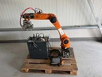 2017 - kuka - kr 10 r1100 sixx - industrial robot - afbeelding 3 van  8